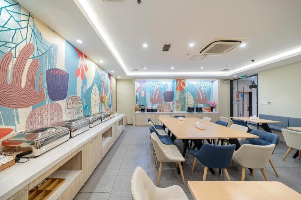 Hanting Hotel Shanghai Babaiban Pudian Road Subway Station Exterior foto